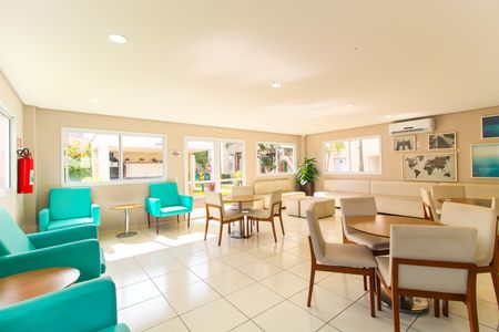 Apartamento para alugar com 40m², 2 quartos e 1 vaga Apartamento para alugar com 40m², 2 quartos e 1 vagaÁrea comum - Salão de festas