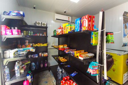 Apartamento para alugar com 40m², 2 quartos e 1 vaga Apartamento para alugar com 40m², 2 quartos e 1 vagaMercado