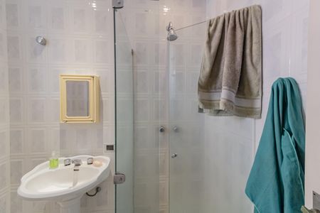 Apartamento à venda com 100m², 2 quartos e sem vaga Apartamento à venda com 100m², 2 quartos e sem vagaBanheiro Social