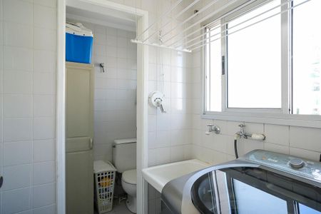Apartamento à venda com 115m², 2 quartos e 2 vagasÁrea de serviço