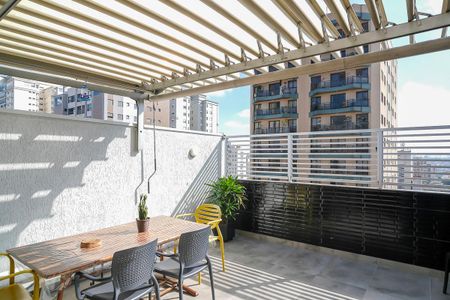 Apartamento à venda com 115m², 2 quartos e 2 vagasVaranda Sala