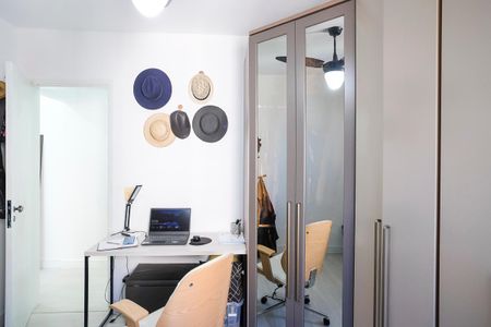 Apartamento à venda com 115m², 2 quartos e 2 vagasQuarto 2