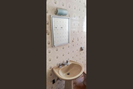 Casa à venda com 291m², 3 quartos e 2 vagas Casa à venda com 291m², 3 quartos e 2 vagasBanheiro 2
