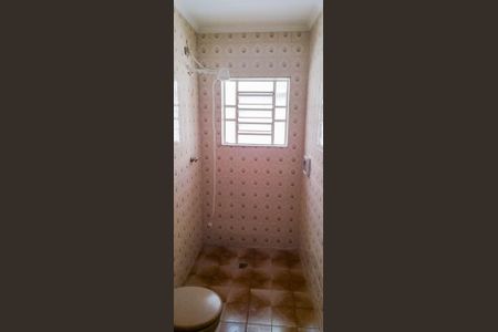 Casa à venda com 291m², 3 quartos e 2 vagas Casa à venda com 291m², 3 quartos e 2 vagasBanheiro 2
