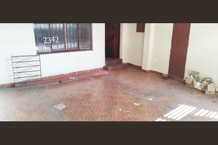 Casa à venda com 291m², 3 quartos e 2 vagas Casa à venda com 291m², 3 quartos e 2 vagasGaragem