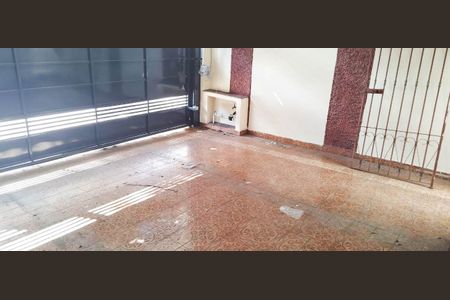 Casa à venda com 291m², 3 quartos e 2 vagas Casa à venda com 291m², 3 quartos e 2 vagasGaragem