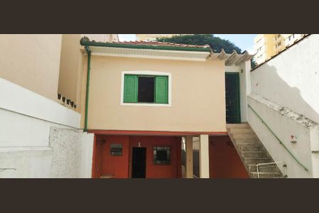 Casa à venda com 291m², 3 quartos e 2 vagas Casa à venda com 291m², 3 quartos e 2 vagasÁrea externa