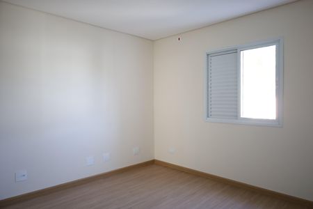 Casa à venda com 190m², 3 quartos e 2 vagasQuarto