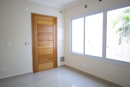 Casa à venda com 190m², 3 quartos e 2 vagasSala
