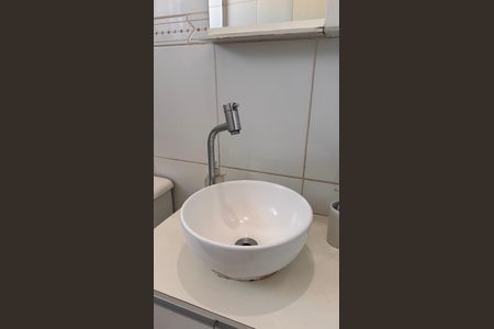 Apartamento à venda com 64m², 2 quartos e sem vaga Apartamento à venda com 64m², 2 quartos e sem vagaBanheiro
