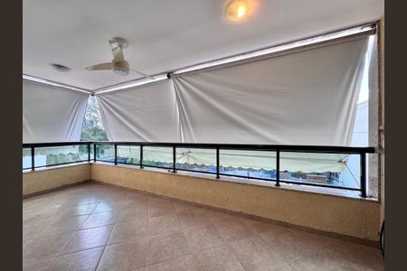 Apartamento à venda com 91m², 3 quartos e 1 vagaVaranda