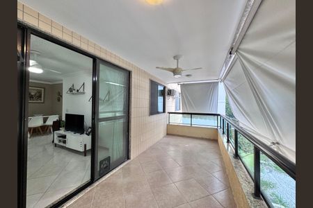 Apartamento à venda com 91m², 3 quartos e 1 vagaVaranda