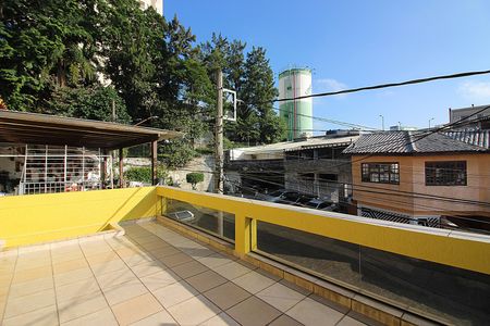 Casa à venda com 146m², 3 quartos e 2 vagasÁrea Externa