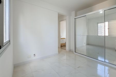 Apartamento à venda com 65m², 2 quartos e 1 vaga Apartamento à venda com 65m², 2 quartos e 1 vagaSuíte