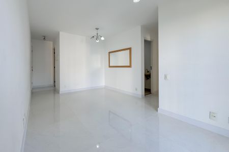 Apartamento à venda com 65m², 2 quartos e 1 vaga Apartamento à venda com 65m², 2 quartos e 1 vagaSala