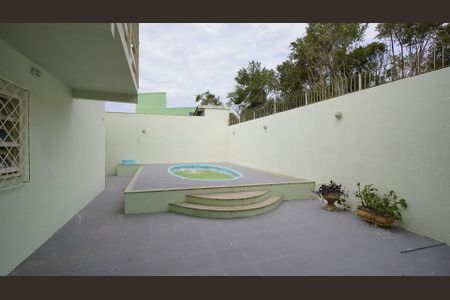 Casa para alugar com 200m², 4 quartos e 2 vagasPiscina