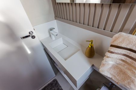 Apartamento à venda com 90m², 2 quartos e 1 vaga Apartamento à venda com 90m², 2 quartos e 1 vagaBanheiro de Serviço