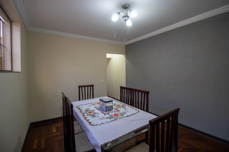 Casa à venda com 150m², 3 quartos e 2 vagas Casa à venda com 150m², 3 quartos e 2 vagasSala de Jantar