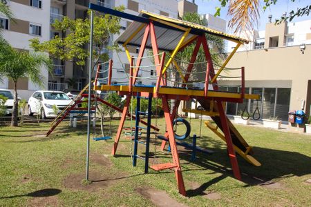 Apartamento à venda com 55m², 2 quartos e 1 vaga Apartamento à venda com 55m², 2 quartos e 1 vagaÁrea comum - Playground