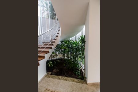 Casa à venda com 600m², 5 quartos e 2 vagasDetalhe