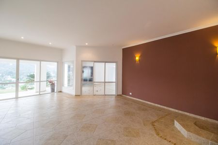 Casa à venda com 600m², 5 quartos e 2 vagasÁrea comum - Salão de festas