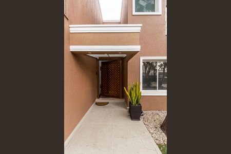 Casa à venda com 600m², 5 quartos e 2 vagasEntrada