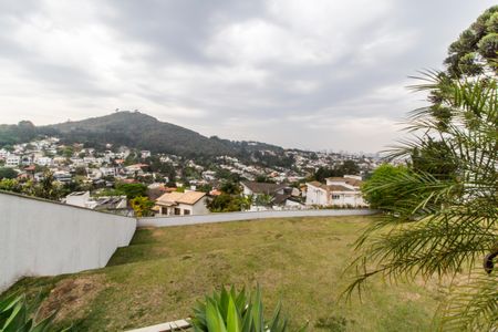 Casa à venda com 600m², 5 quartos e 2 vagasQuintal
