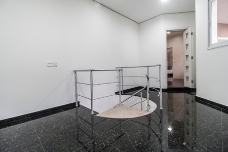 Casa à venda com 600m², 5 quartos e 2 vagasÁrea de Serviço