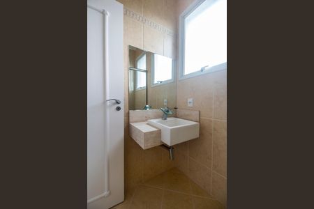 Casa à venda com 600m², 5 quartos e 2 vagasBanheiro da Suíte 4