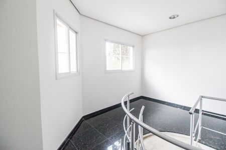 Casa à venda com 600m², 5 quartos e 2 vagasÁrea de Serviço