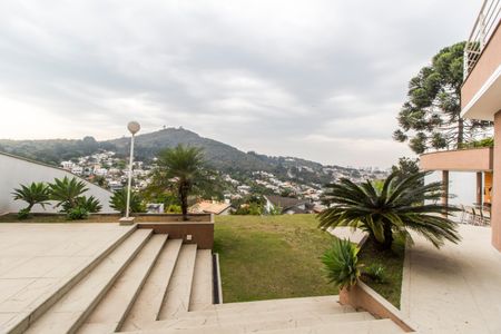 Casa à venda com 600m², 5 quartos e 2 vagasVaranda