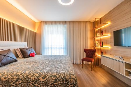 Apartamento à venda com 326m², 4 quartos e 4 vagas Apartamento à venda com 326m², 4 quartos e 4 vagasSuíte 4
