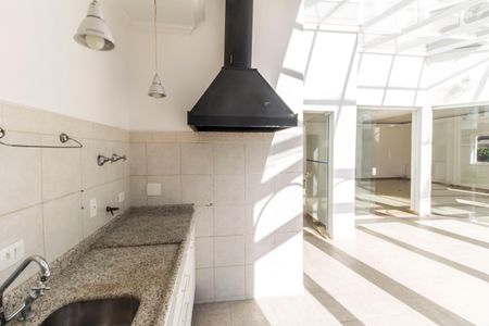 Casa à venda com 500m², 5 quartos e 3 vagas Casa à venda com 500m², 5 quartos e 3 vagasÁrea gourmet