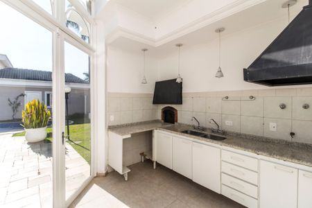 Casa à venda com 500m², 5 quartos e 3 vagas Casa à venda com 500m², 5 quartos e 3 vagasÁrea gourmet