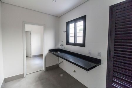 Casa à venda com 435m², 5 quartos e 4 vagasÁrea de Serviço