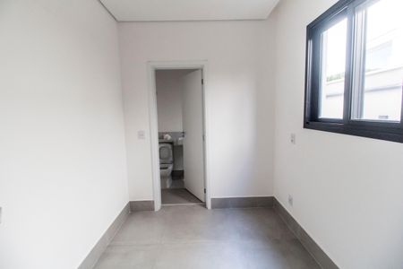 Casa à venda com 435m², 5 quartos e 4 vagasÁrea de Serviço