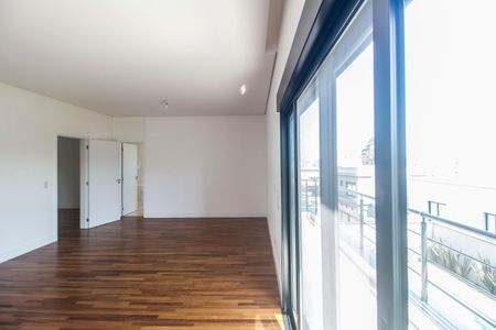 Casa à venda com 435m², 5 quartos e 4 vagasSuíte master