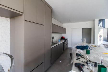 Casa à venda com 435m², 5 quartos e 4 vagasCozinha