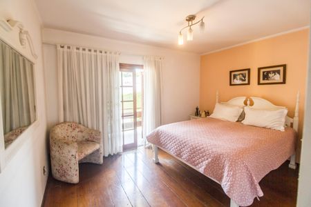 Casa à venda com 386m², 4 quartos e 4 vagas Casa à venda com 386m², 4 quartos e 4 vagasSuíte master 2