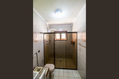 Casa à venda com 386m², 4 quartos e 4 vagas Casa à venda com 386m², 4 quartos e 4 vagasBanheiro