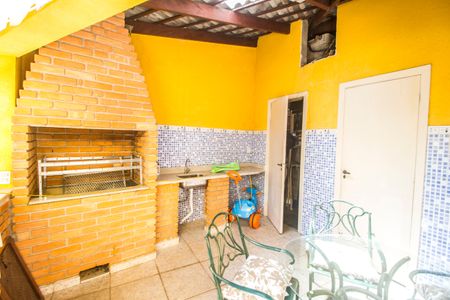 Casa à venda com 386m², 4 quartos e 4 vagas Casa à venda com 386m², 4 quartos e 4 vagasÁrea gourmet