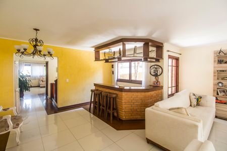 Casa à venda com 386m², 4 quartos e 4 vagas Casa à venda com 386m², 4 quartos e 4 vagasSala