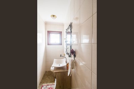 Casa à venda com 386m², 4 quartos e 4 vagas Casa à venda com 386m², 4 quartos e 4 vagasLavabo