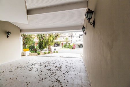 Casa de condomínio à venda com 294m², 2 quartos e 2 vagas Casa de condomínio à venda com 294m², 2 quartos e 2 vagasGaragem