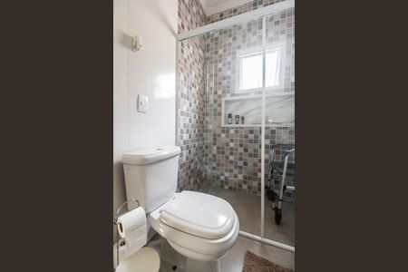 Casa à venda com 224m², 3 quartos e 2 vagas Casa à venda com 224m², 3 quartos e 2 vagasBanheiro da Suíte