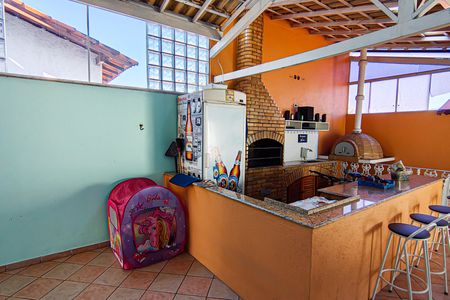 Casa de condomínio à venda com 264m², 4 quartos e 4 vagas Casa de condomínio à venda com 264m², 4 quartos e 4 vagasÁrea de lazer