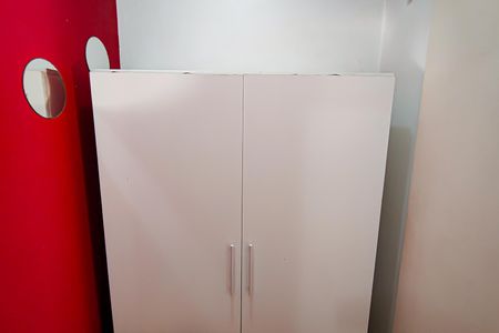 Casa de condomínio à venda com 264m², 4 quartos e 4 vagas Casa de condomínio à venda com 264m², 4 quartos e 4 vagasBanheiro da Suíte 2