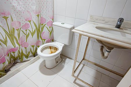 Casa de condomínio à venda com 264m², 4 quartos e 4 vagas Casa de condomínio à venda com 264m², 4 quartos e 4 vagasbanheiro garagem