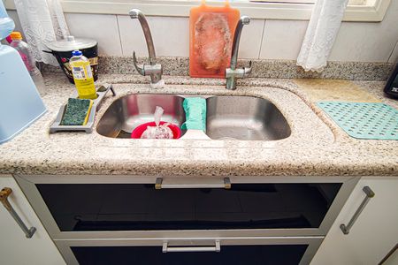 Casa de condomínio à venda com 264m², 4 quartos e 4 vagas Casa de condomínio à venda com 264m², 4 quartos e 4 vagasCozinha