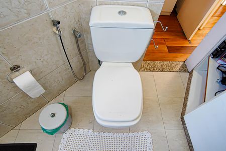 Casa de condomínio à venda com 264m², 4 quartos e 4 vagas Casa de condomínio à venda com 264m², 4 quartos e 4 vagasBanheiro da Suíte 2